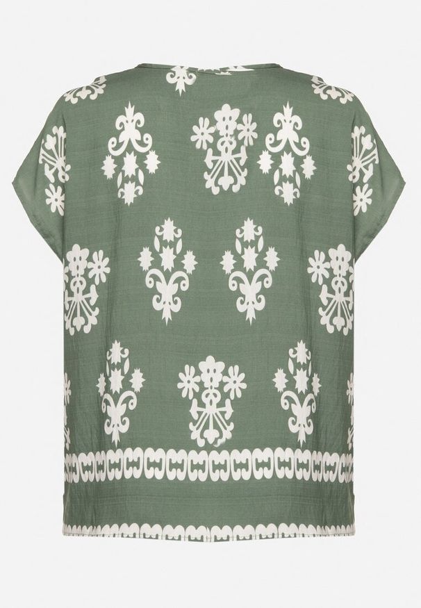 Born2be - Zielona Bluzka z Wiskozy we Wzór w Stylu Boho Lunaseia. Okazja: na co dzień. Kolor: zielony. Materiał: wiskoza. Styl: boho