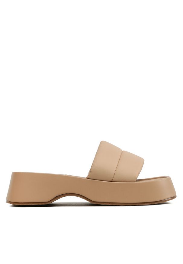 Klapki DeeZee. Kolor: beżowy