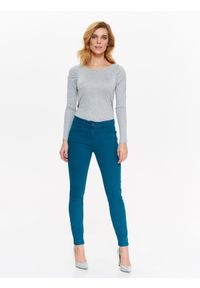 TOP SECRET - Jeansowe spodnie rurki. Okazja: na co dzień. Kolor: niebieski. Materiał: jeans. Sezon: wiosna, lato. Styl: casual, klasyczny #1