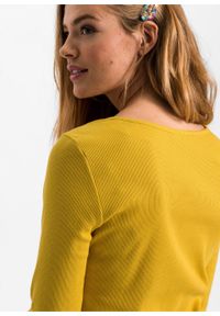 Shirt w prążek z koronką bonprix żółty curry. Kolor: żółty. Materiał: koronka. Wzór: prążki, koronka #6