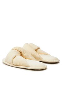 United Colors of Benetton - United Colors Of Benetton Kapcie 8TNL1D01G Biały. Kolor: biały. Materiał: materiał #2