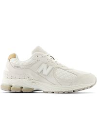 Buty unisex New Balance M2002RPD – beżowe. Kolor: beżowy. Materiał: guma, skóra. Szerokość cholewki: normalna #1