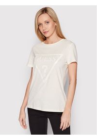 Guess T-Shirt V2YI07 K8HM0 Beżowy Regular Fit. Kolor: beżowy. Materiał: bawełna