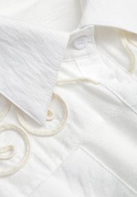 Born2be - Biała Wiskozowa Koszula Boho Bez Rękawów ze Ściągaczem w Pasie Limopise. Okazja: na co dzień. Kolor: biały. Materiał: wiskoza. Długość rękawa: bez rękawów. Wzór: aplikacja. Sezon: lato. Styl: boho #2