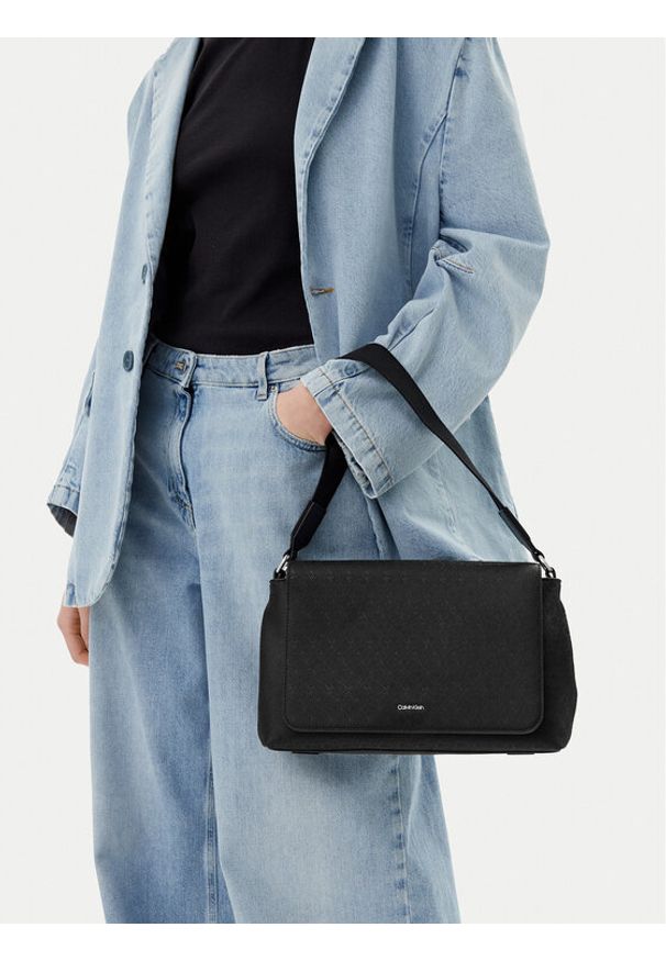 Calvin Klein Torebka Ck Must Satchel_Mono K60K613181 Czarny. Kolor: czarny. Materiał: skórzane