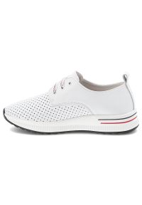 Półbuty damskie Artiker, cholewka ze skóry naturalnej licowej klasyczne wiązanie sportowy fason, białe, 54C1760. Okazja: na co dzień. Zapięcie: sznurówki. Kolor: biały. Materiał: skóra. Szerokość cholewki: normalna. Styl: sportowy, klasyczny #2