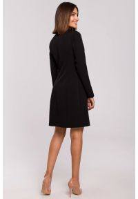 Stylove - Elegancka sukienka marynarka biznesowa z kołnierzem do pracy czarna. Okazja: na spotkanie biznesowe, do pracy. Kolor: czarny. Styl: elegancki, biznesowy #2