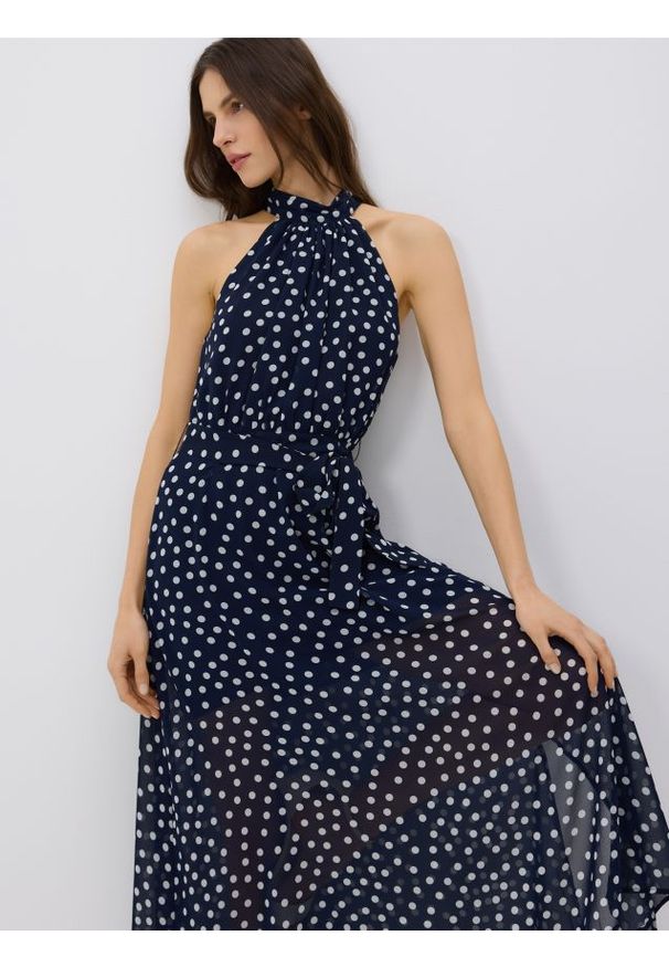 Reserved - Sukienka z paskiem - granatowy. Kolor: niebieski. Materiał: tkanina. Wzór: gładki. Typ sukienki: proste