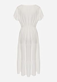 Renee - Biała Sukienka z Wiskozy o Rozkloszowanym Kroju z Falbanami Jonmy. Okazja: na co dzień. Typ kołnierza: dekolt w serek. Kolor: biały. Wzór: gładki, aplikacja. Typ sukienki: proste. Materiał: wiskoza. Długość rękawa: krótki rękaw. Sezon: lato. Styl: casual, elegancki. Długość: midi #8