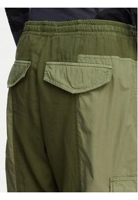 G-Star RAW - G-Star Raw Spodnie cargo D29010-E519 Zielony ciemny Straight Fit. Kolor: zielony. Materiał: bawełna #6