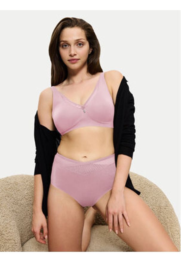 Triumph Figi klasyczne z wysokim stanem True Shape Sensation 10218231 Różowy. Stan: podwyższony. Kolor: różowy. Materiał: syntetyk