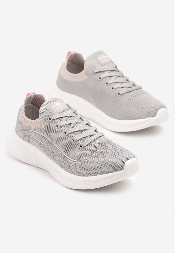 Born2be - Jasnoszare Sznurowane Buty Sportowe Sneakersy z Elastyczną Cholewką Zarini. Zapięcie: sznurówki. Kolor: szary. Szerokość cholewki: normalna