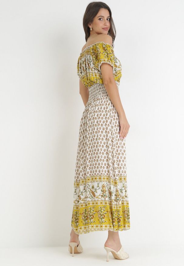 Born2be - Żółta Bawełniana Sukienka Maxi z Hiszpańskim Dekoltem i Gumką w Talii Jatza. Typ kołnierza: dekolt hiszpanka. Kolor: żółty. Materiał: bawełna. Długość rękawa: krótki rękaw. Sezon: wiosna, lato. Długość: maxi