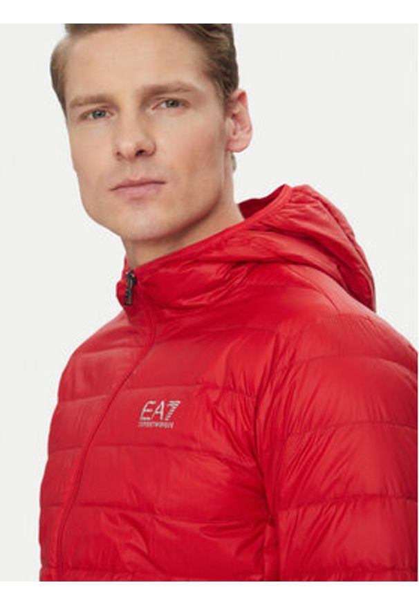 EA7 Emporio Armani Kurtka puchowa 8NPB24 PNGPZ 1461 Czerwony Regular Fit. Kolor: czerwony. Materiał: syntetyk