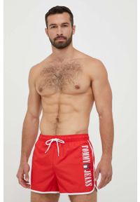 TOMMY HILFIGER - Tommy Hilfiger szorty kąpielowe kolor czerwony. Kolor: czerwony. Materiał: poliester #2