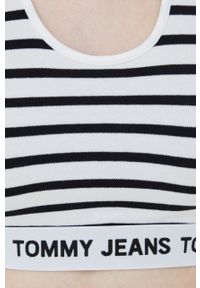 Tommy Jeans top damski kolor biały. Kolor: biały. Materiał: dzianina. Długość rękawa: na ramiączkach