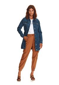 TOP SECRET - Jeansowa długa kurtka z wiązaniem. Kolor: niebieski. Materiał: jeans. Długość rękawa: długi rękaw. Długość: długie. Sezon: jesień