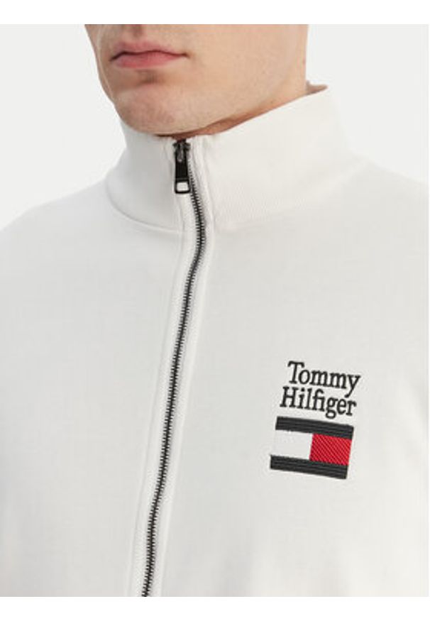 TOMMY HILFIGER - Tommy Hilfiger Bluza Embro MW0MW42466 Biały Regular Fit. Kolor: biały. Materiał: bawełna