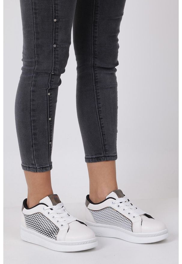 Casu - Beżowe buty sportowe sneakersy sznurowane z siateczką casu 7-k682a. Kolor: beżowy. Materiał: skóra ekologiczna, materiał. Szerokość cholewki: normalna. Wzór: aplikacja