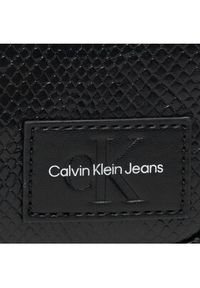 Calvin Klein Jeans Torebka Sculpted Camerabag18 Snake K60K611518 Czarny. Kolor: czarny. Materiał: skórzane