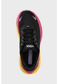 HOKA - Hoka buty do biegania ARAHI 6 1123195 kolor czarny 1123195-SBFS. Kolor: czarny. Wzór: geometria. Obcas: na słupku. Sport: bieganie #2