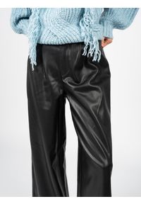 Silvian Heach Spodnie | PGA22241PA | Kobieta | Czarny. Stan: podwyższony. Kolor: czarny. Materiał: skóra ekologiczna