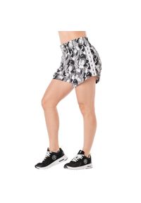 ZUMBA WEAR - Szorty do fitnessu damskie Zumba Wear Hello Kitty. Stan: podwyższony. Kolor: czarny. Materiał: poliester. Wzór: motyw z bajki. Sport: fitness #1