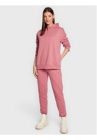 outhorn - Outhorn Spodnie dresowe TTROF041 Różowy Relaxed Fit. Kolor: różowy. Materiał: bawełna #2