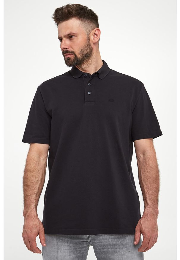 Armani Exchange - Polo męskie ARMANI EXCHANGE. Typ kołnierza: polo