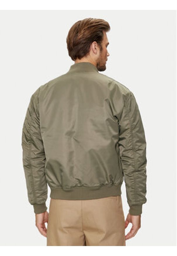 Guess Jeans Kurtka bomber M4YL01 WG932 Khaki Regular Fit. Kolor: brązowy. Materiał: syntetyk