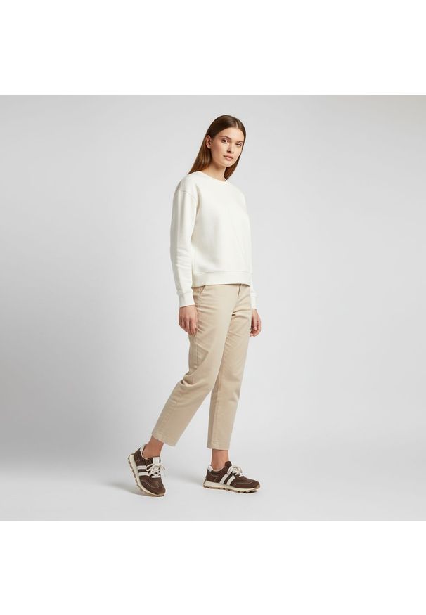 Sneakersy damskie S.Barski, sportowy fason sznurowanie stabilna podeszwa dobra przyczepność wygodna konstrukcja miękkie wnętrze, brązowe, LR61-7097. Okazja: na co dzień. Zapięcie: sznurówki. Kolor: brązowy. Materiał: zamsz, jeans. Szerokość cholewki: normalna