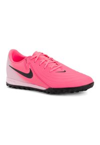 Buty piłkarskie Nike Phantom GX II Academy TF. Kolor: różowy. Sport: piłka nożna