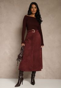 Renee - Bordowa Spódnica z Wiskozy z Bawełną z Imitacji Zamszu z Paskiem Oliweda. Okazja: na co dzień. Kolor: czerwony. Materiał: bawełna, wiskoza, zamsz. Styl: casual #1