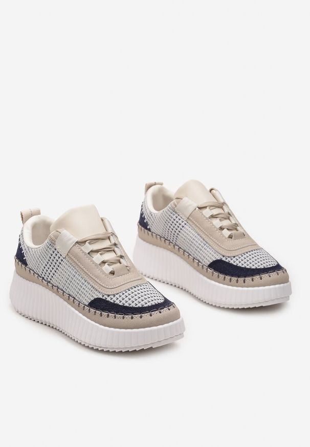 Renee - Beżowo-Niebieskie Sneakersy na Platformie Ozdobione Tweedowymi Wstawkami i Cyrkoniami Eganna. Kolor: beżowy. Wzór: aplikacja. Obcas: na platformie