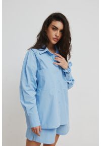 Marsala - Damska Luźna koszula w kolorze OCEAN BLUE - CANDO-M/L. Materiał: wiskoza, elastan, bawełna, tkanina. Styl: elegancki #1