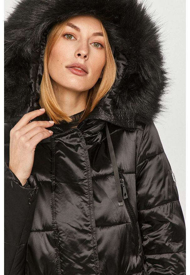 Tiffi - Kurtka Nancy kolekcja Eco Fifi. Okazja: na co dzień. Kolor: czarny. Materiał: materiał, puch, futro. Wzór: gładki. Styl: casual