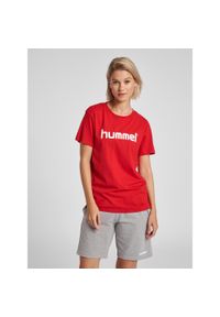 Koszulka sportowa z krótkim rękawem damska Hummel Cotton Logo. Kolor: czerwony, różowy, wielokolorowy. Długość rękawa: krótki rękaw. Długość: krótkie