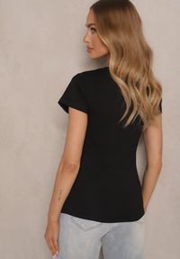 Renee - Czarny Dopasowany T-shirt z Bawełny z Nadrukiem z Kwiatem Slerra. Okazja: na co dzień, na spacer. Kolor: czarny. Materiał: bawełna. Wzór: kwiaty, nadruk. Styl: klasyczny, elegancki, casual #4