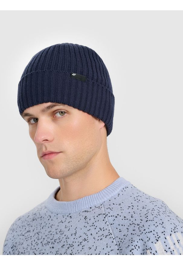 4f - 4F Czapka zimowa Thinsulate męska - granatowa M. Kolor: niebieski. Materiał: syntetyk, materiał. Sezon: zima. Styl: sportowy, klasyczny, elegancki