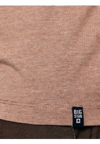 Big-Star - Koszulka męska z logo BIG STAR na piersi brązowa Lobber 804. Kolor: brązowy. Materiał: jeans, dzianina, bawełna. Wzór: aplikacja. Styl: klasyczny #6