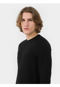 4f - Longsleeve trekkingowy z dodatkiem wełny Merino męski. Kolor: czarny. Materiał: wełna. Długość rękawa: długi rękaw