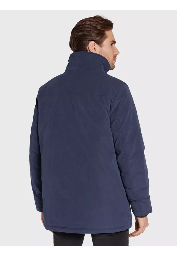 Wrangler - WRANGLER PARKA JACKET MĘSKA KURTKA ZIMOWA NAVY W4E6X7114 112320173. Materiał: poliamid, polar, poliester, sztruks, jeans, materiał, syntetyk, włókno, futro. Wzór: aplikacja, napisy. Sezon: zima. Styl: elegancki