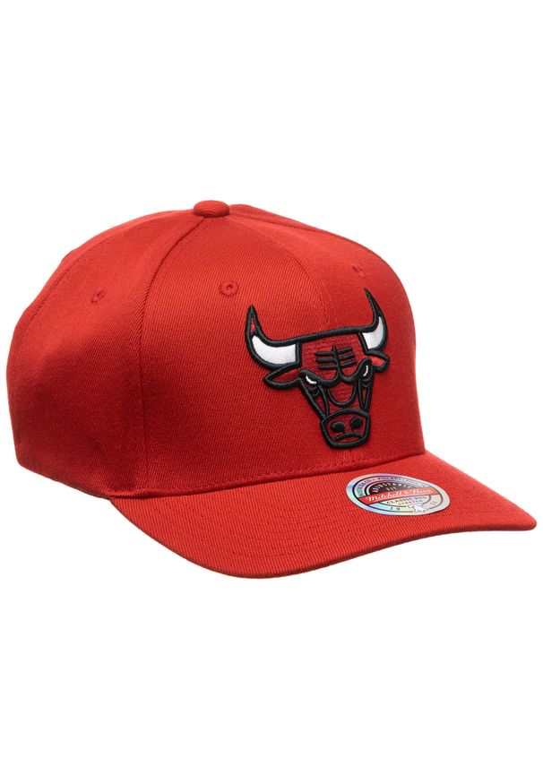 Mitchell & Ness - Czapka Chicago Bulls Ground 2.0 Stretch. Kolor: czerwony. Styl: sportowy