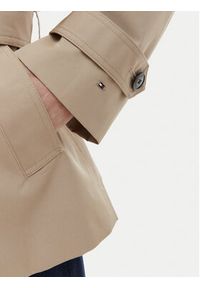 TOMMY HILFIGER - Tommy Hilfiger Trencz WW0WW49586 Beżowy Relaxed Fit. Kolor: beżowy. Materiał: bawełna #6