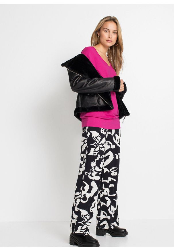 bonprix - Shirt oversize z lejącej wiskozy. Kolor: różowy. Materiał: wiskoza