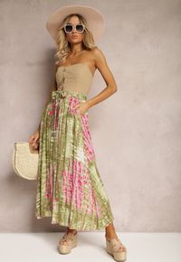 Renee - Zielono-Różowa Rozkloszowana Spódnica z Wiskozy z Nieodpinanymi Ozdobnymi Guzikami Zafina. Okazja: na co dzień. Kolor: zielony. Materiał: wiskoza. Styl: casual, elegancki