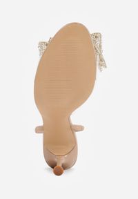 Born2be - Ciemnobeżowe Eleganckie Sandały Transparentne VICES na Szpilce z Kokardą z Cyrkoniami Pirera. Okazja: na komunię, na wesele, na studniówkę, na ślub cywilny. Zapięcie: pasek. Kolor: beżowy. Obcas: na szpilce. Styl: elegancki #4