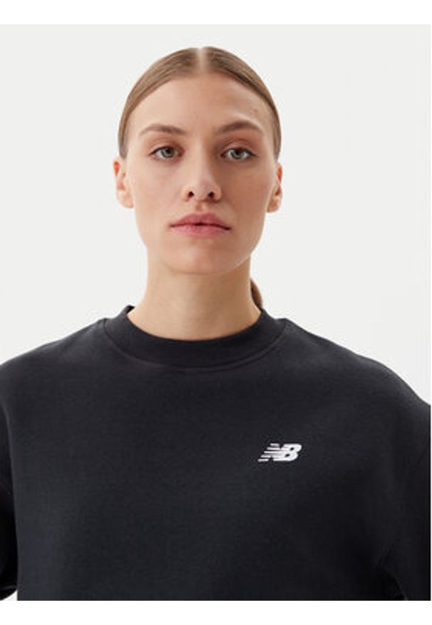 New Balance Bluza WT51949 Czarny Oversize. Kolor: czarny. Materiał: bawełna