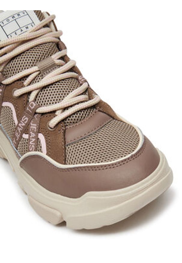 Tommy Jeans Sneakersy EN0EN02619 Brązowy. Kolor: brązowy. Materiał: materiał