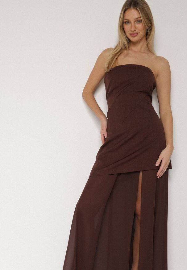 Born2be - Brązowa Koktajlowa Sukienka z Odkrytymi Ramionami i Dodatkowym Szalem Krynaya. Okazja: na imprezę. Kolor: brązowy. Długość rękawa: na ramiączkach. Typ sukienki: z odkrytymi ramionami. Styl: wizytowy